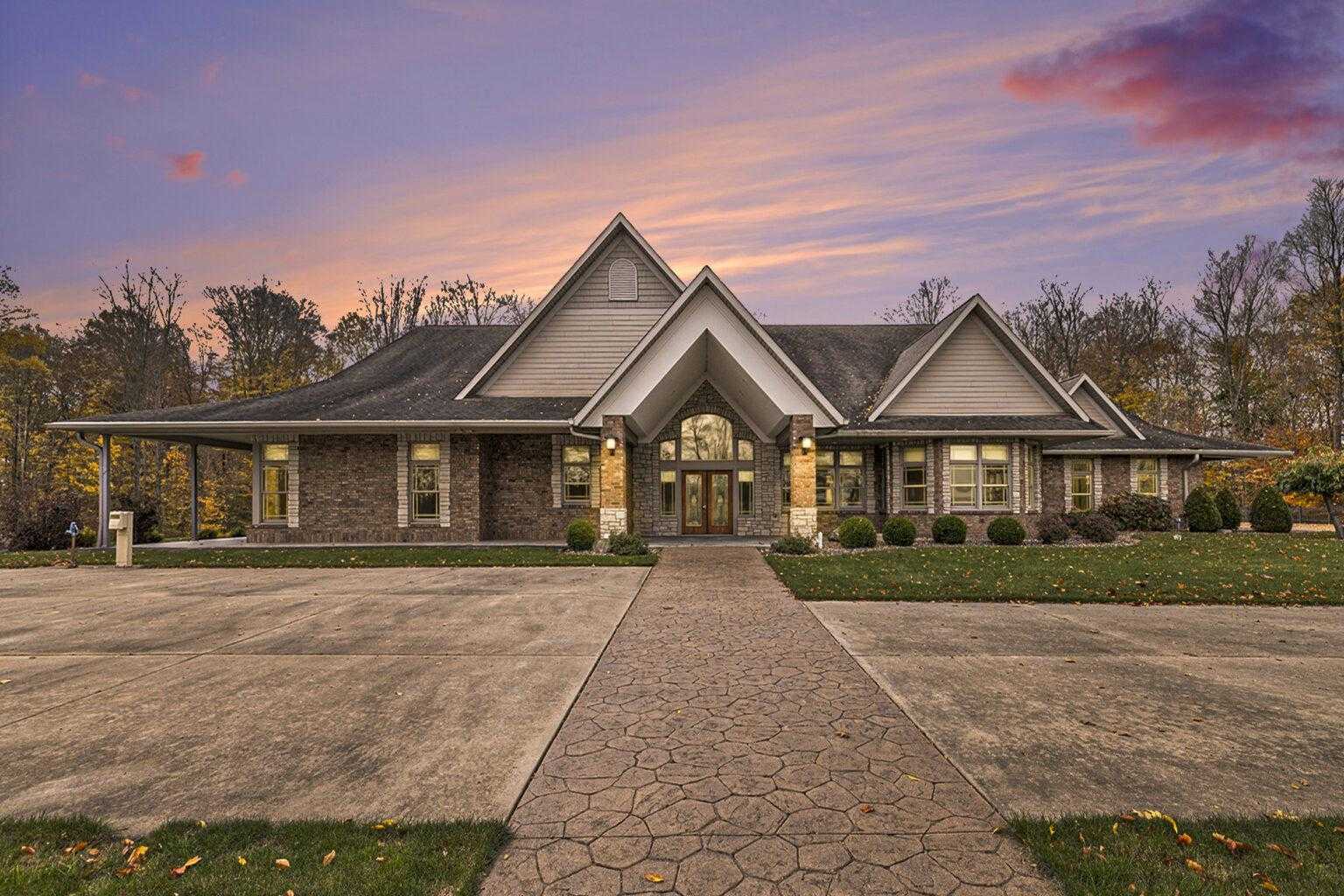 Realty Hahn Realty and Auction